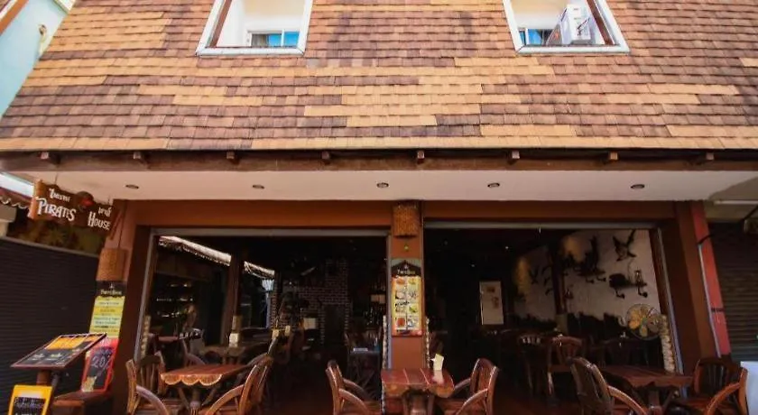 Oyo 1103 Pirates House Hotel Phi Phi Don 2*,