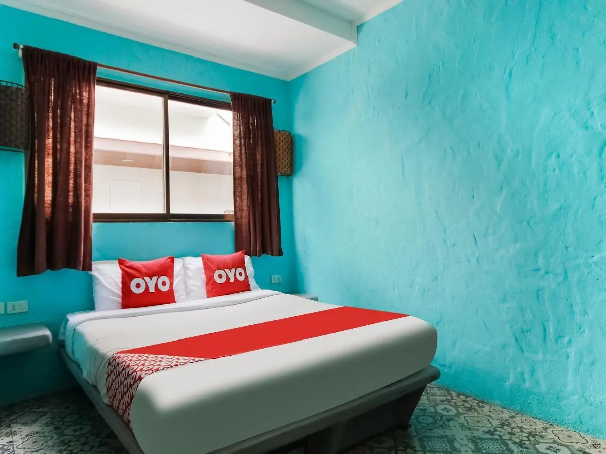 Oyo 1103 Pirates House Hotel Phi Phi Don 2*,  Thailand